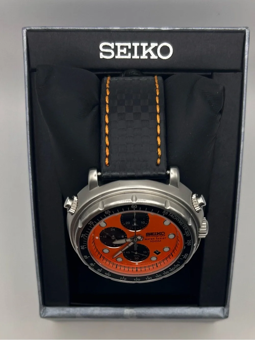 Seiko Italian Tuna Men’s Orange Dial Silver Case Chronograph Quartz 47mm Watch